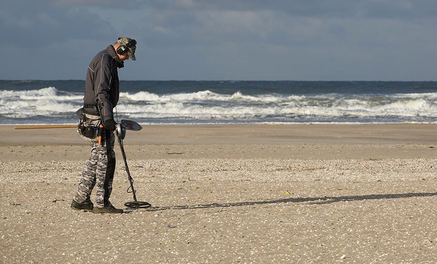 How The Metal Detector Hobby Turned Up